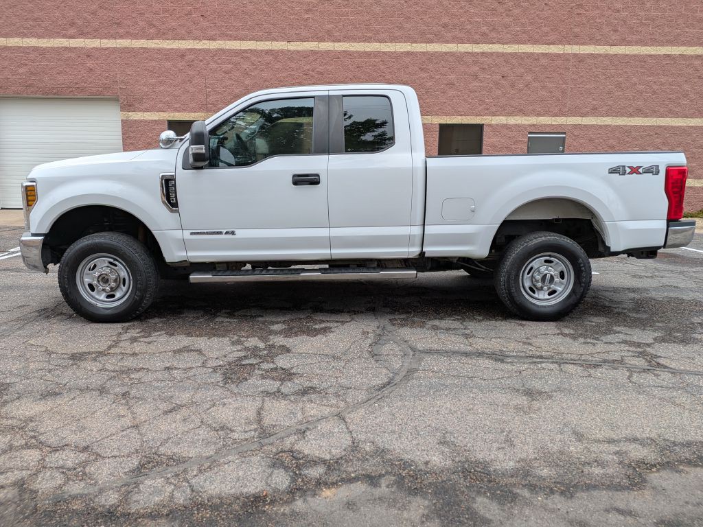 2018 Ford F-250 Image 2