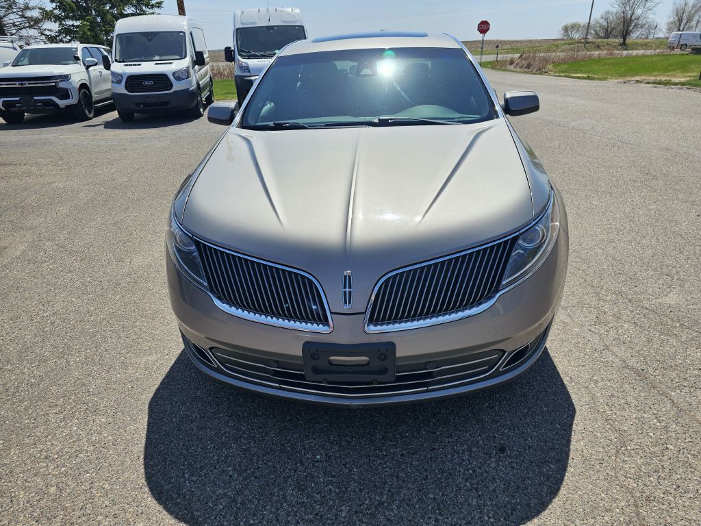 2015 Lincoln MKS Image 3