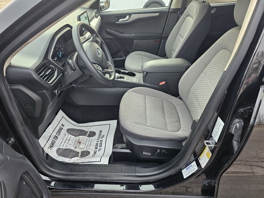 2020 Ford Escape Image 9