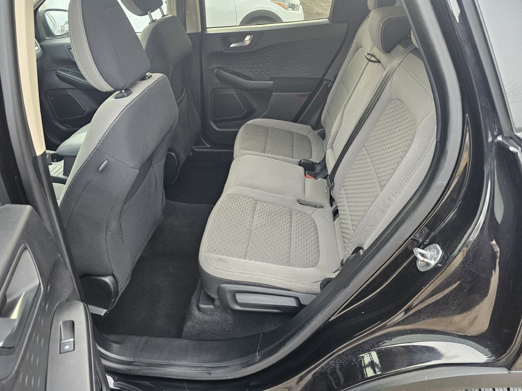 2020 Ford Escape Image 10