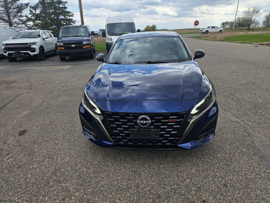 2024 Nissan Altima Image 3