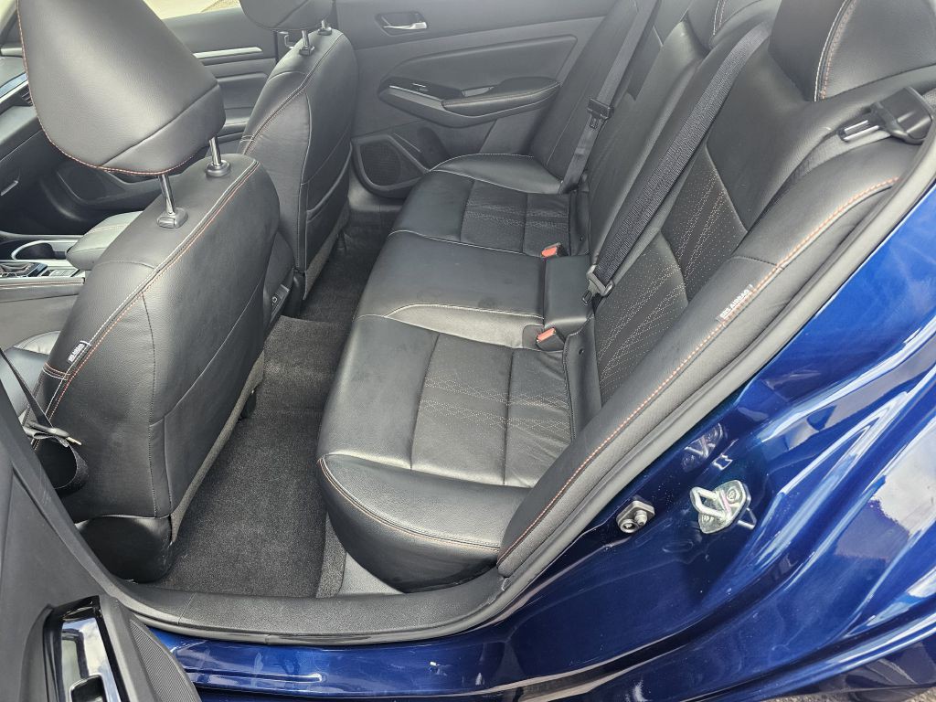 2024 Nissan Altima Image 11