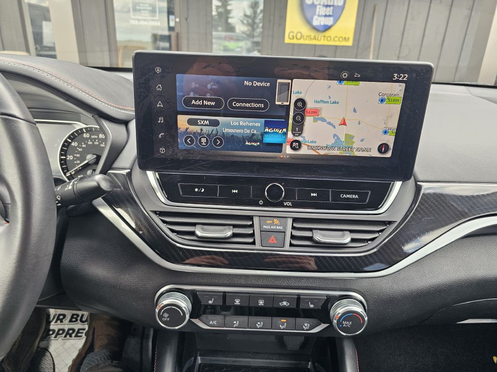 2024 Nissan Altima Image 13