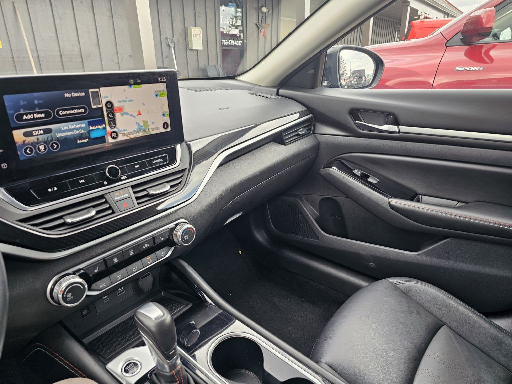 2024 Nissan Altima Image 20