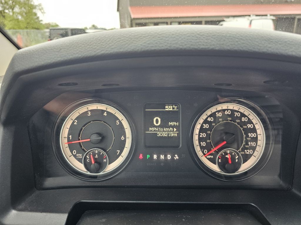 2018 RAM 2500 Image 12