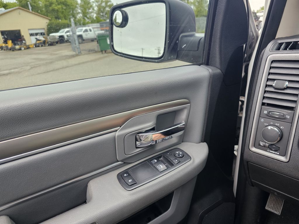 2018 RAM 2500 Image 19