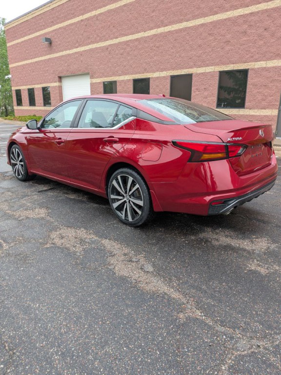 2019 Nissan Altima Image 7