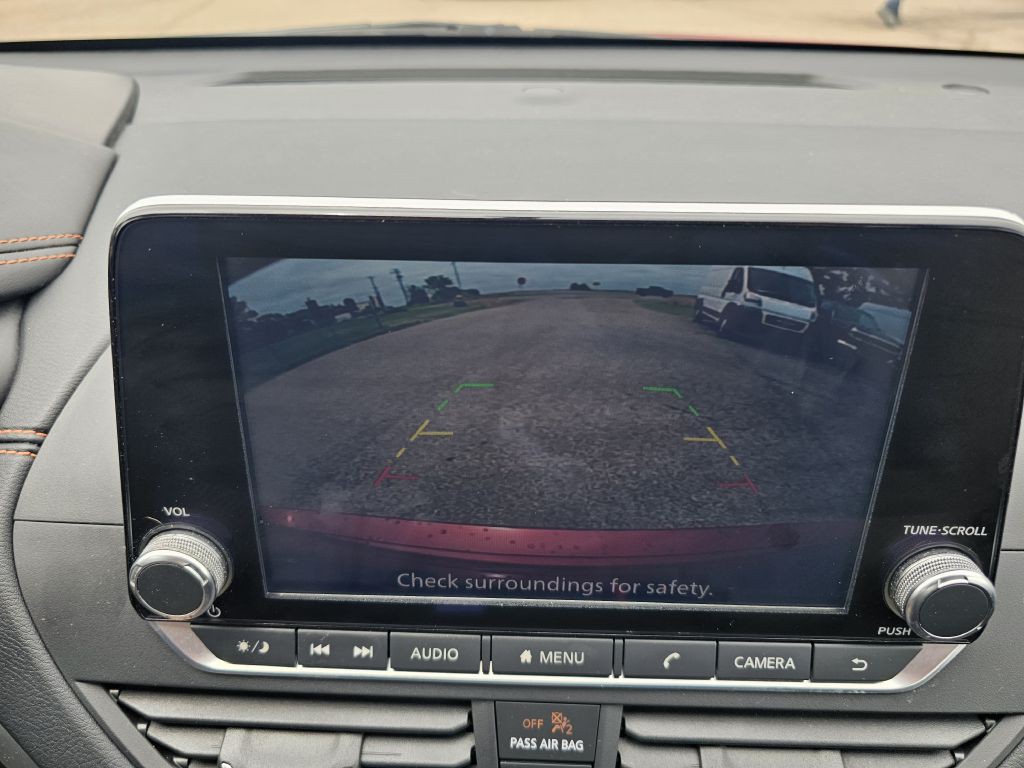 2019 Nissan Altima Image 13