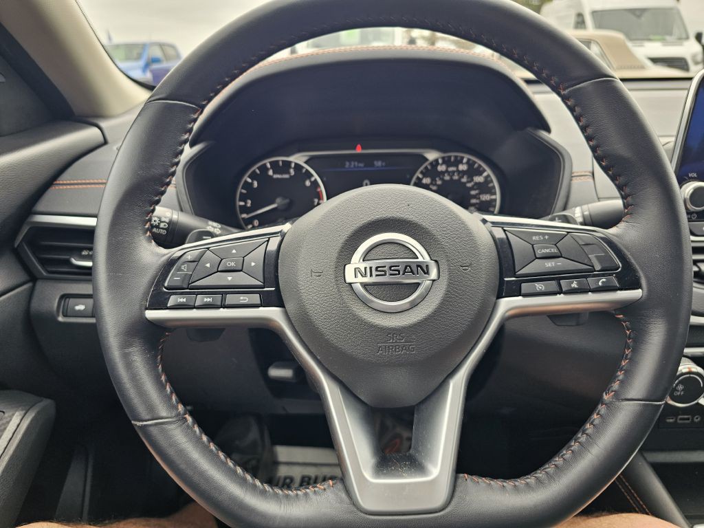 2019 Nissan Altima Image 14