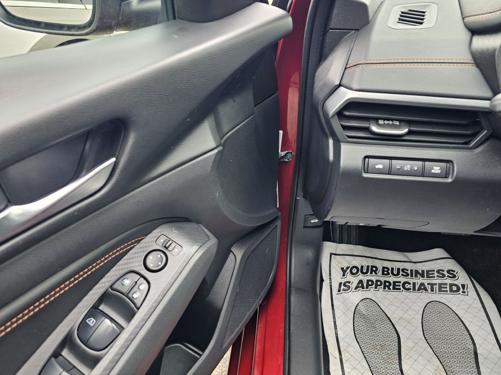 2019 Nissan Altima Image 17
