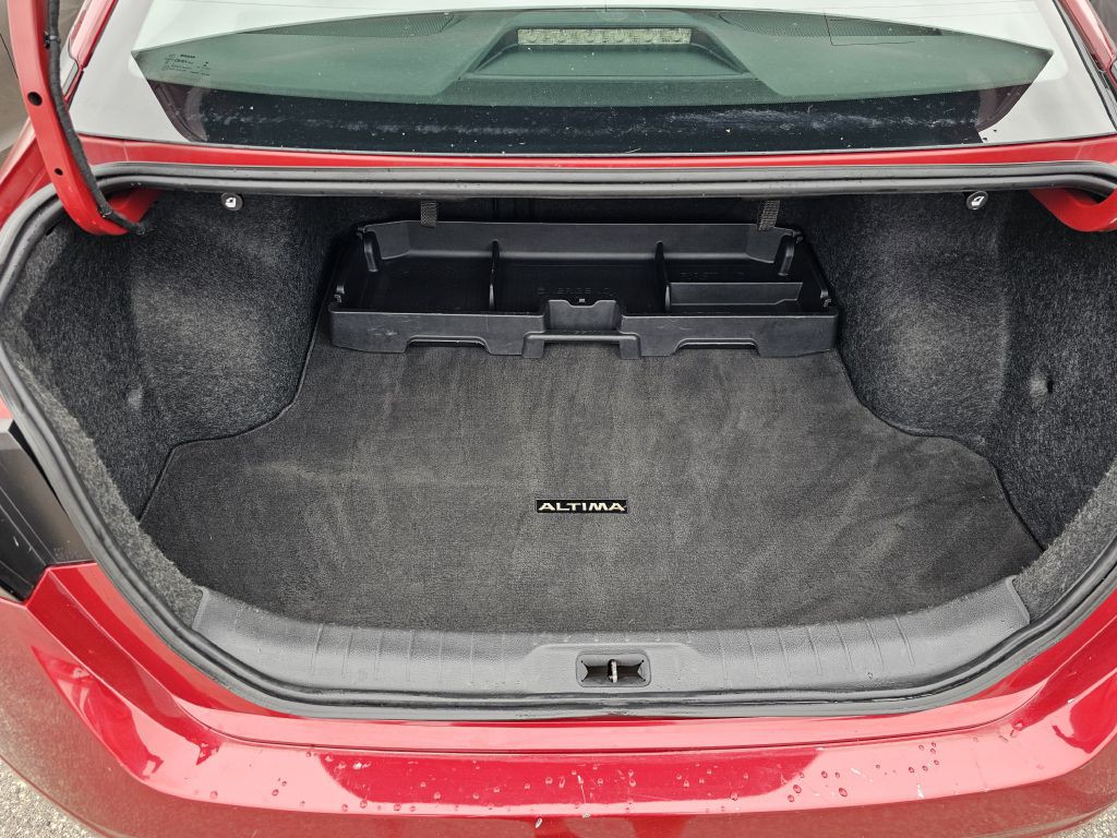 2019 Nissan Altima Image 20