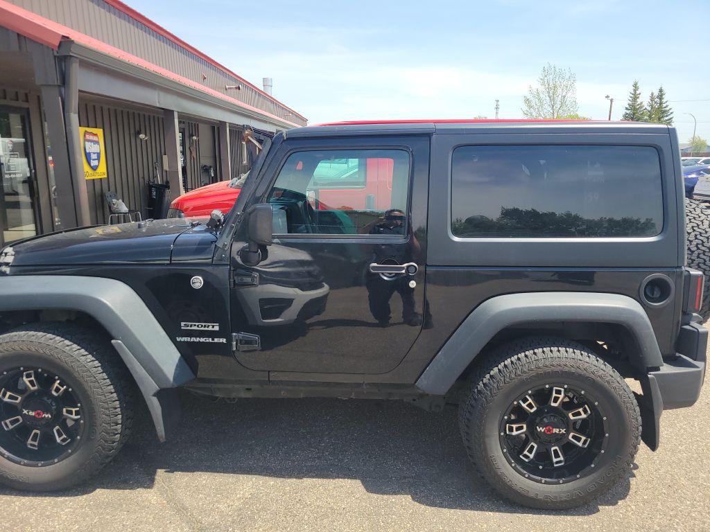 2017 Jeep Wrangler Image 2