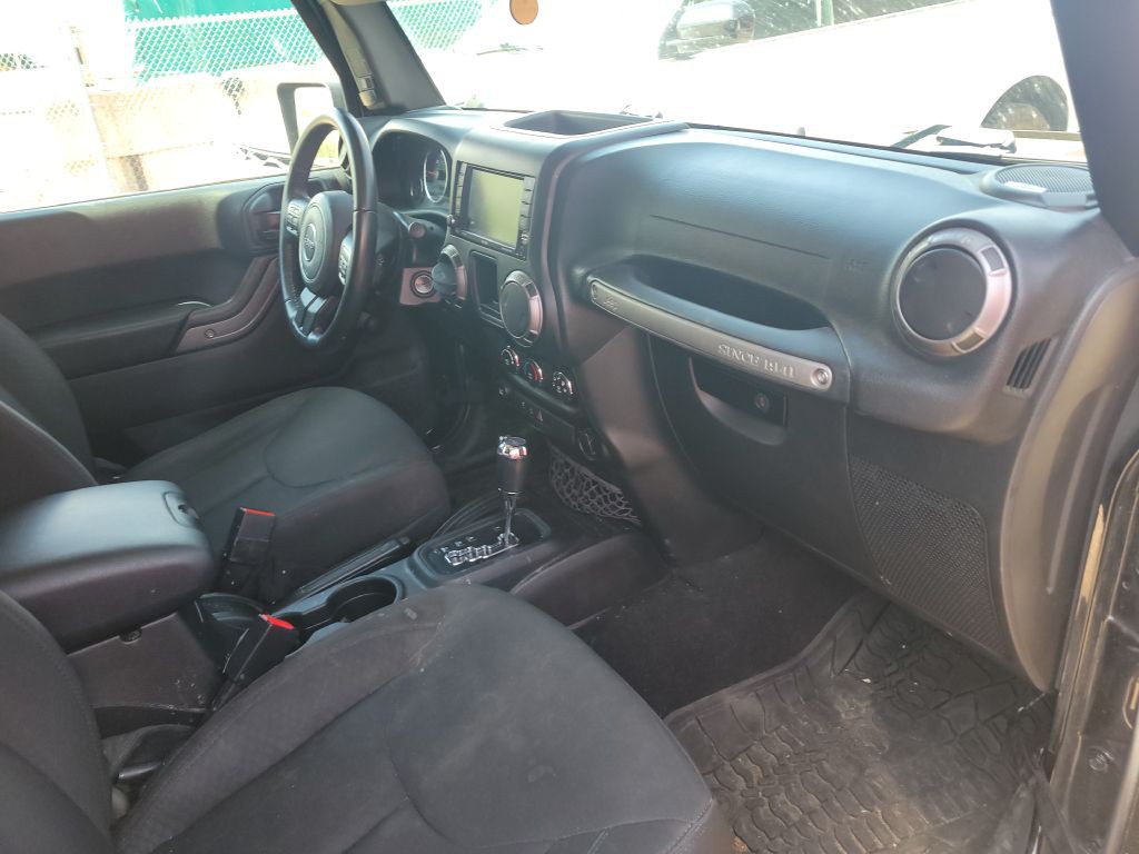 2017 Jeep Wrangler Image 10
