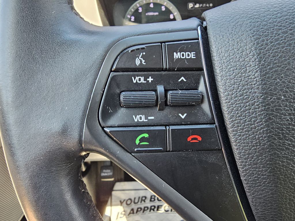 2015 Hyundai Sonata Image 16