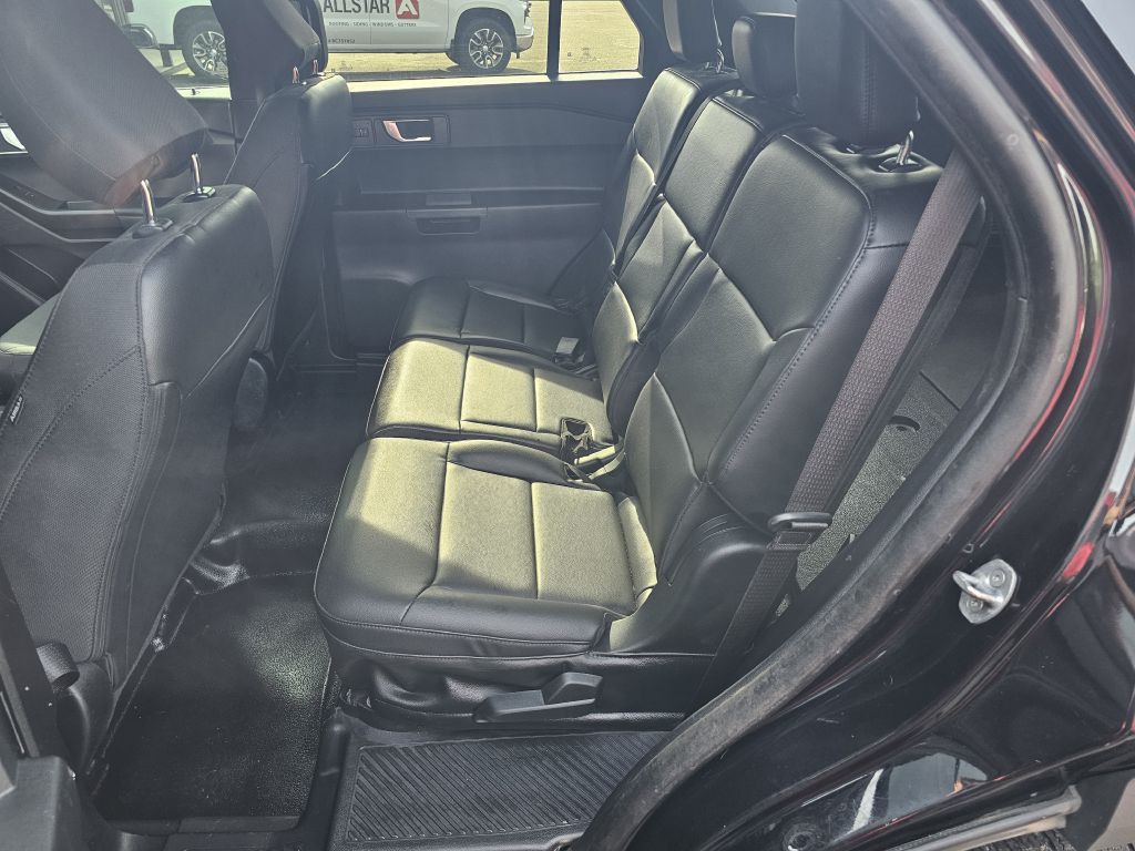 2022 Ford Explorer Image 10
