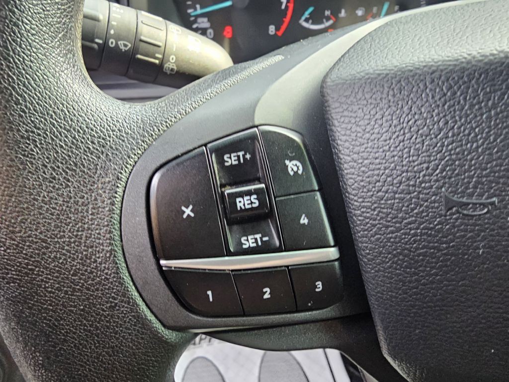 2022 Ford Explorer Image 15