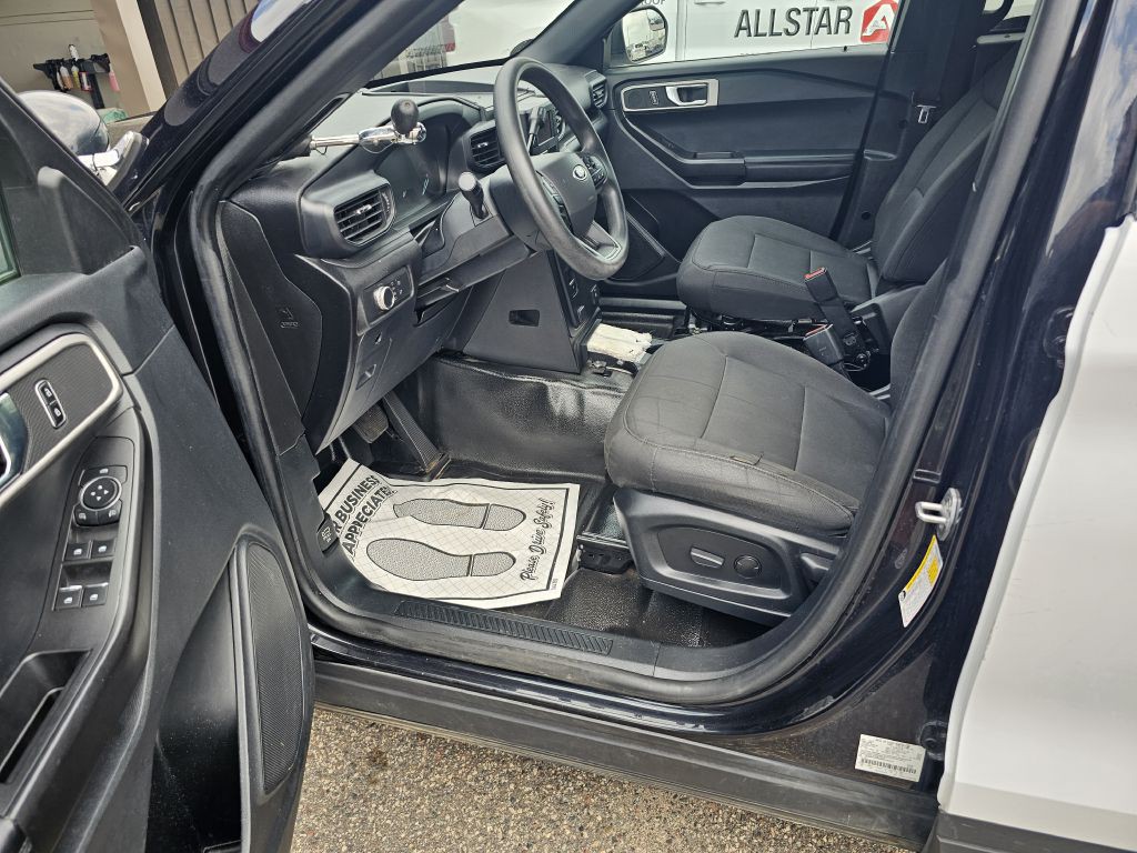 2021 Ford Explorer Image 9