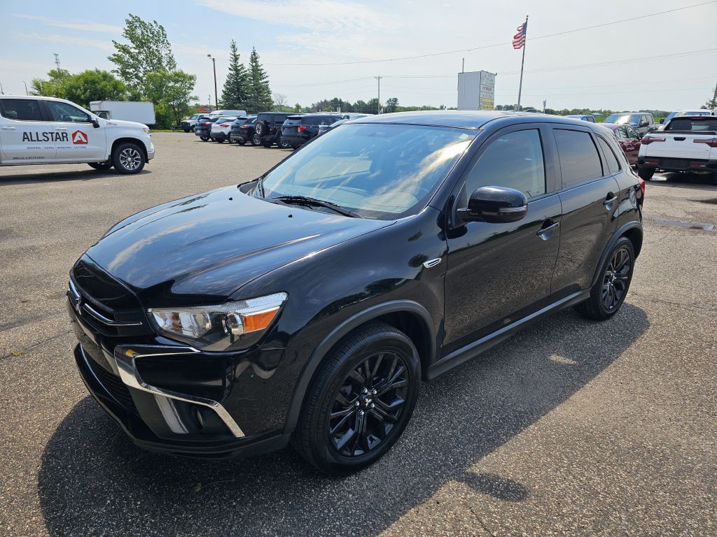 2019 Mitsubishi Outlander Image 1