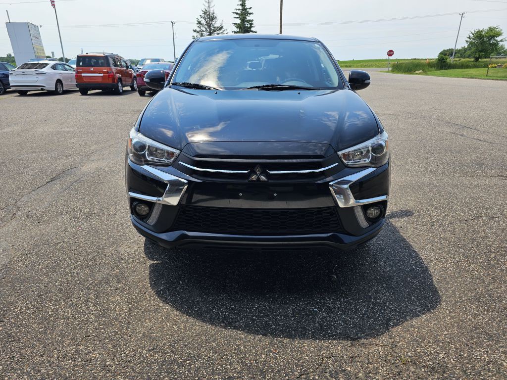 2019 Mitsubishi Outlander Image 3