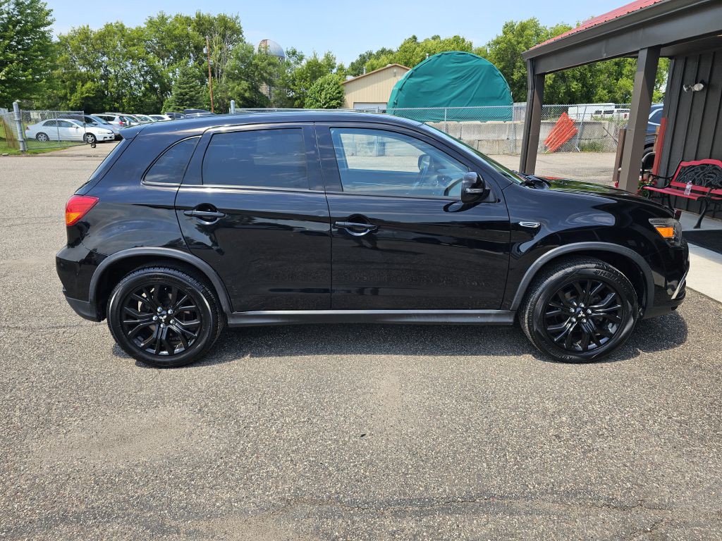 2019 Mitsubishi Outlander Image 5