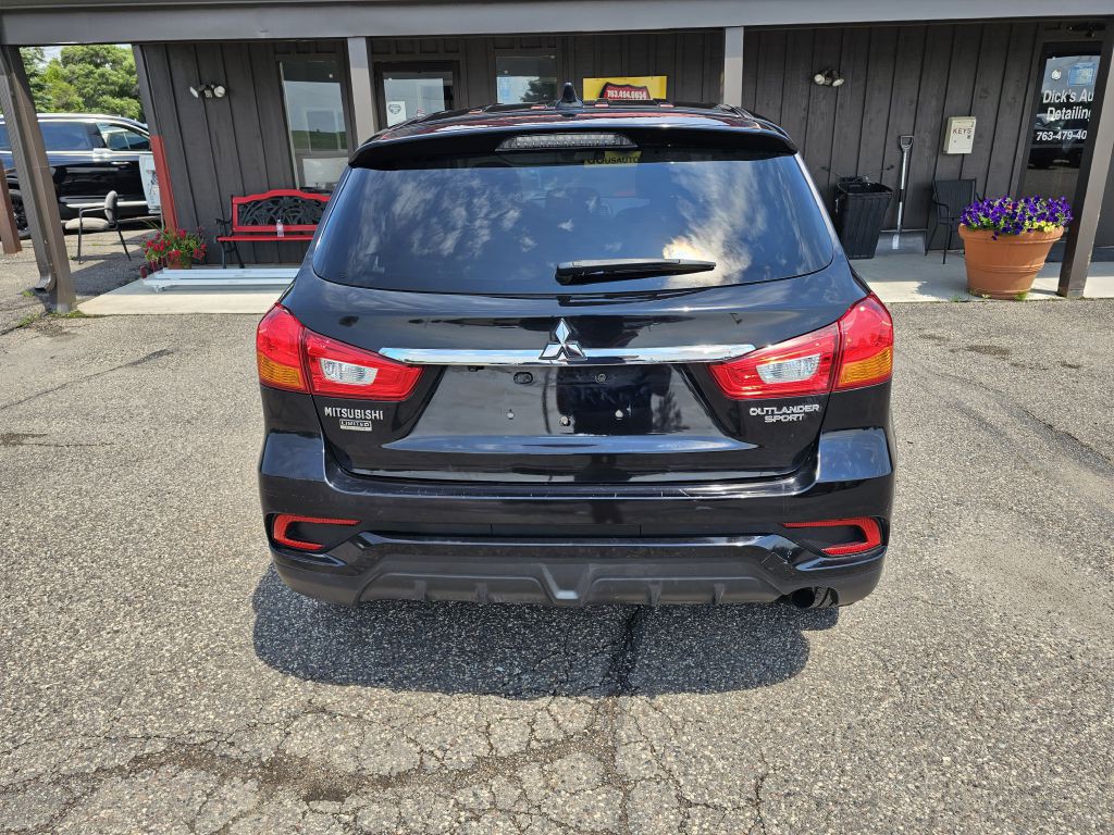 2019 Mitsubishi Outlander Image 7