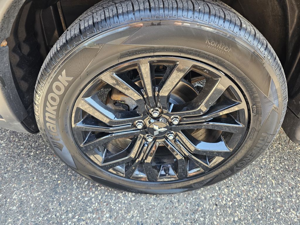 2019 Mitsubishi Outlander Image 22
