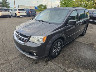 Image for 2017 Dodge Grand Caravan SXT ID: 7550851