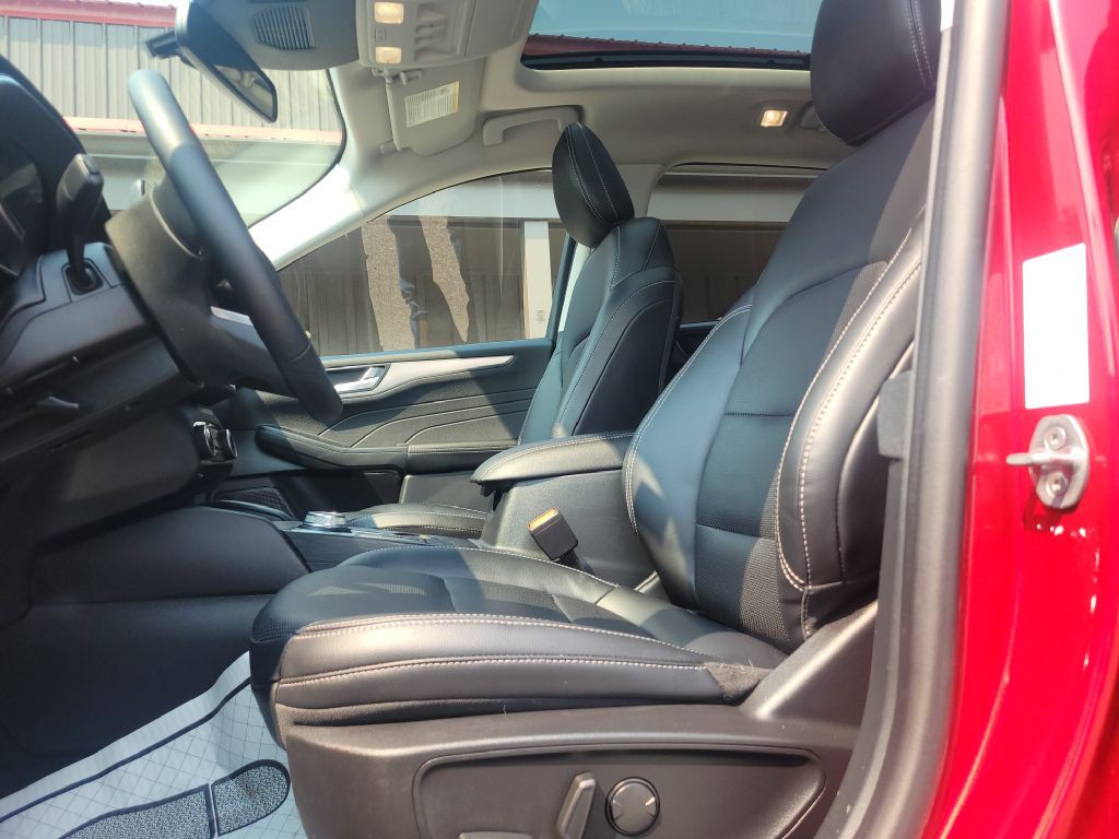 2022 Ford Escape Image 12