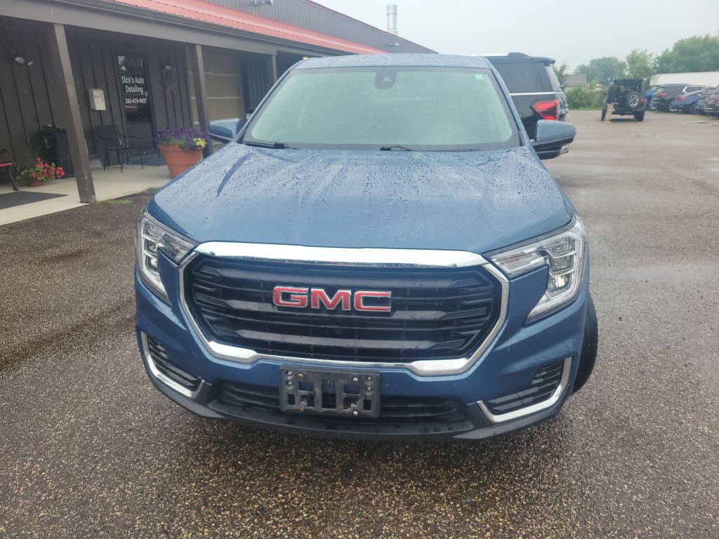 2024 GMC Terrain Image 3