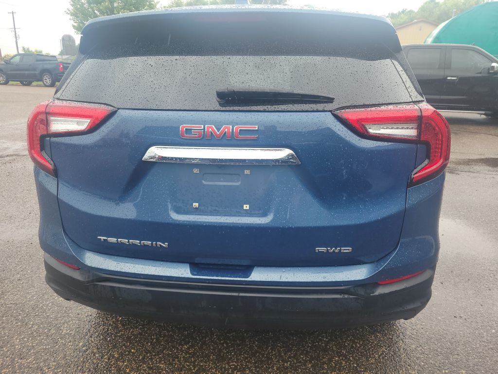 2024 GMC Terrain Image 7