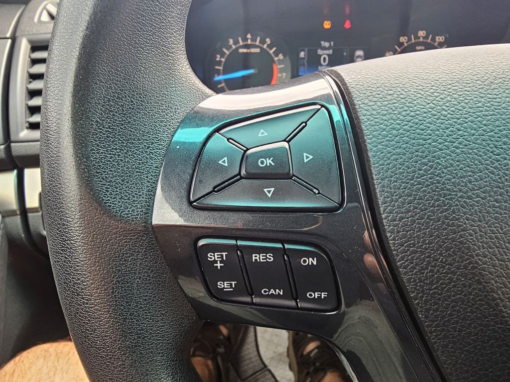 2016 Ford Explorer Image 15