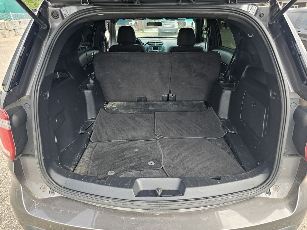 2016 Ford Explorer Image 20