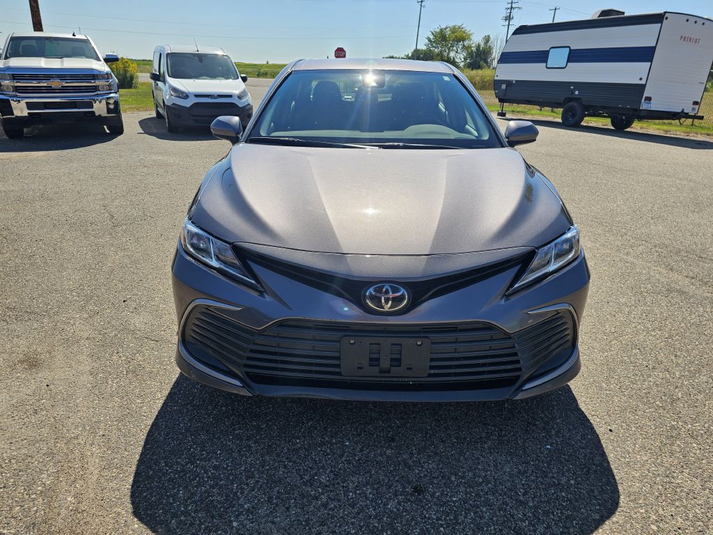2022 Toyota Camry Image 3