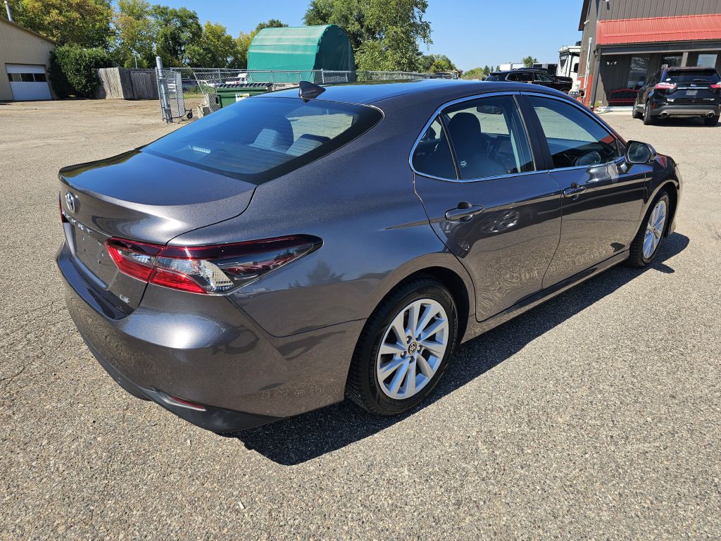 2022 Toyota Camry Image 6