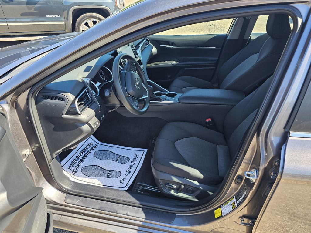 2022 Toyota Camry Image 9