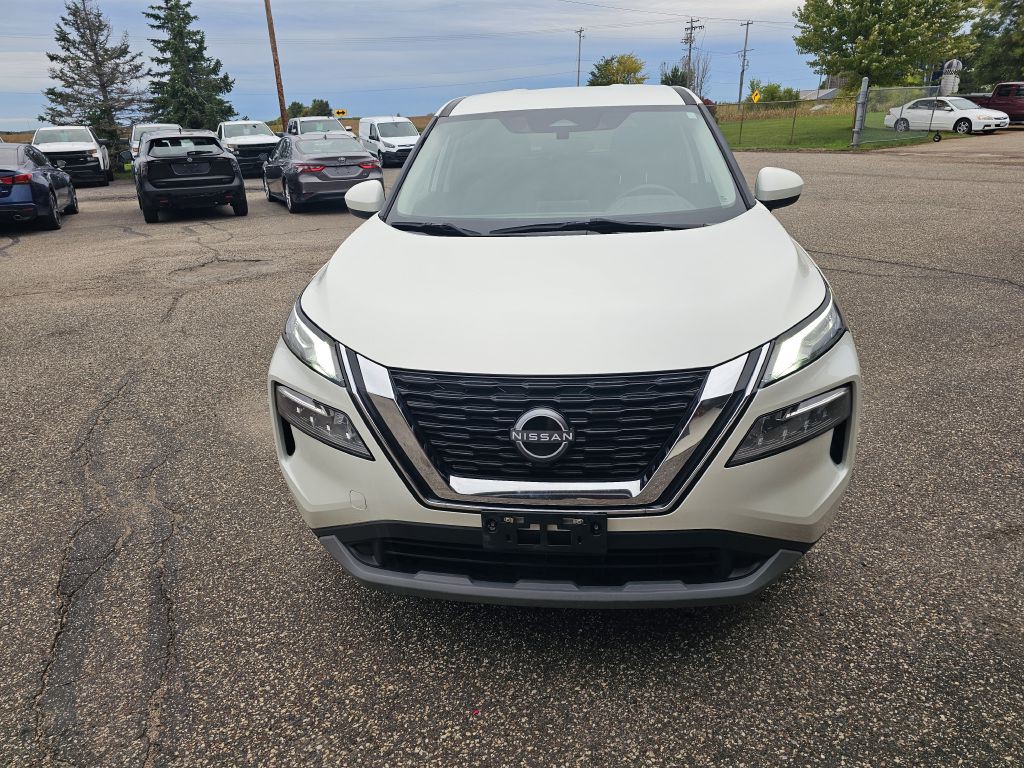2023 Nissan Rogue Image 3