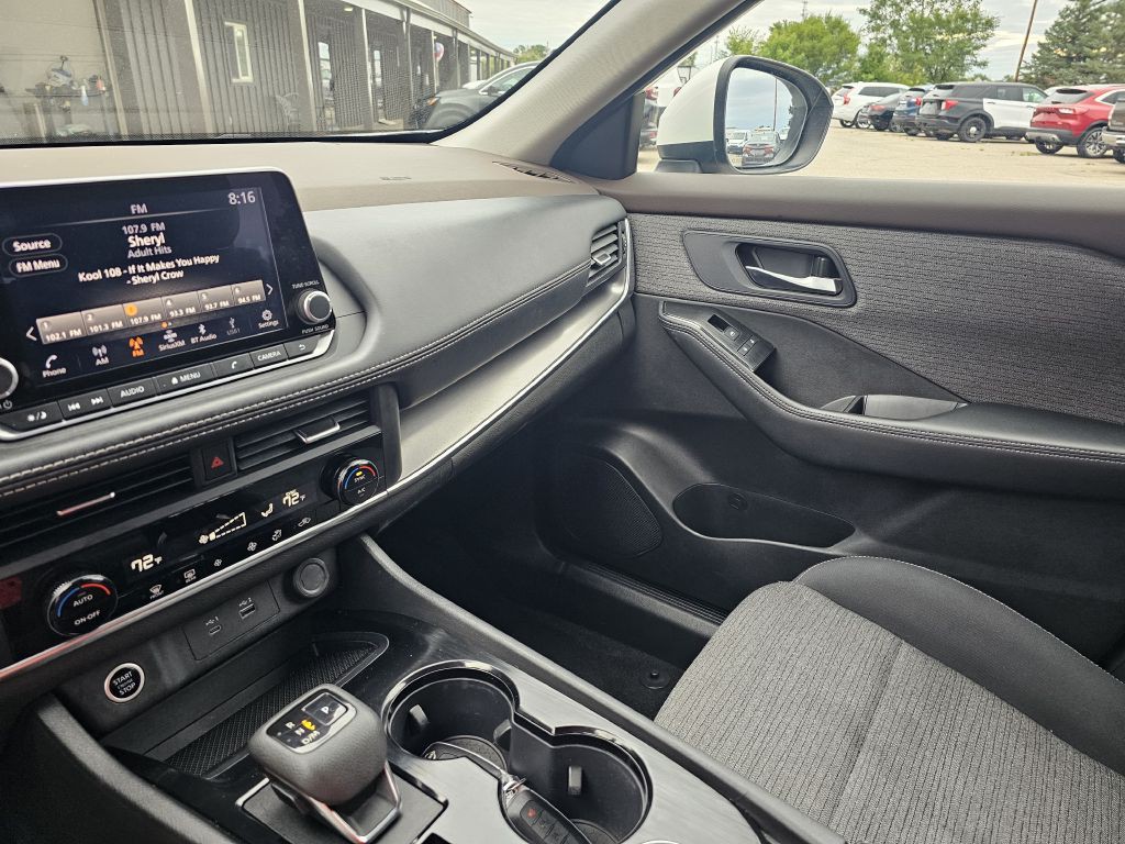 2023 Nissan Rogue Image 19