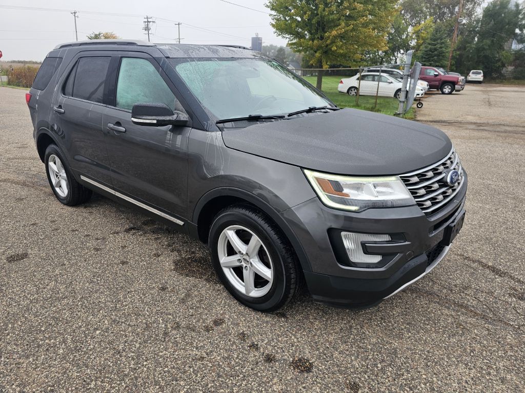 2016 Ford Explorer Image 4