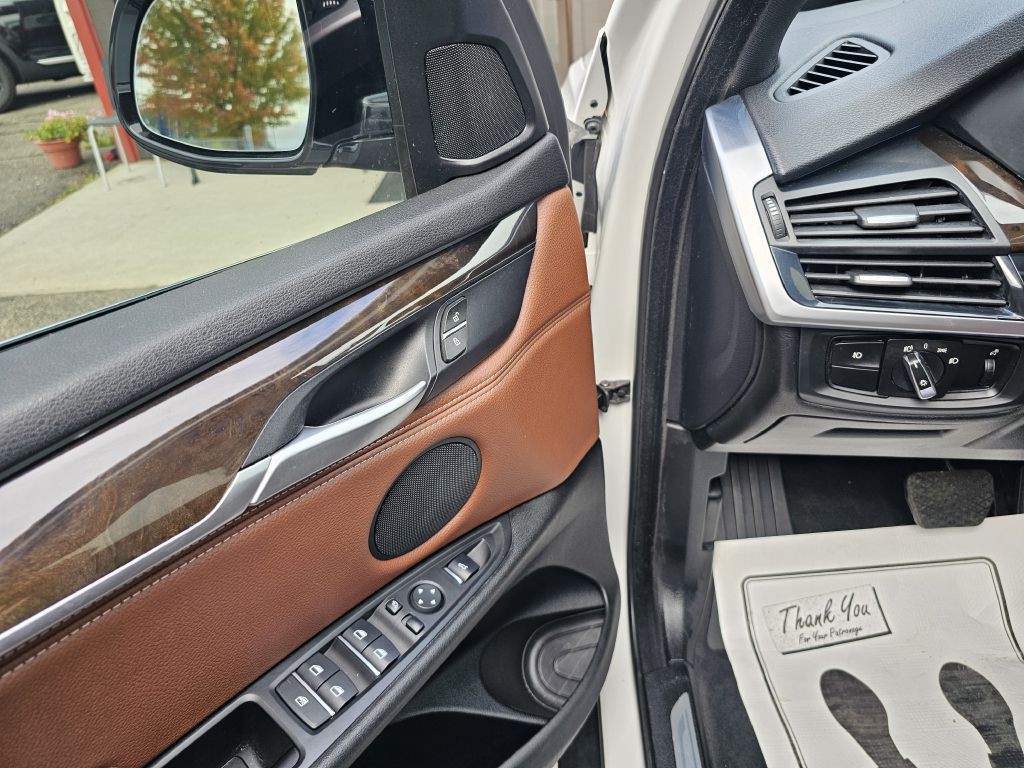 2017 BMW X5 Image 15