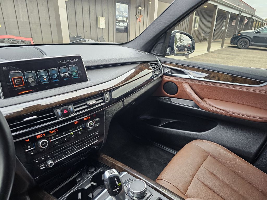 2017 BMW X5 Image 17