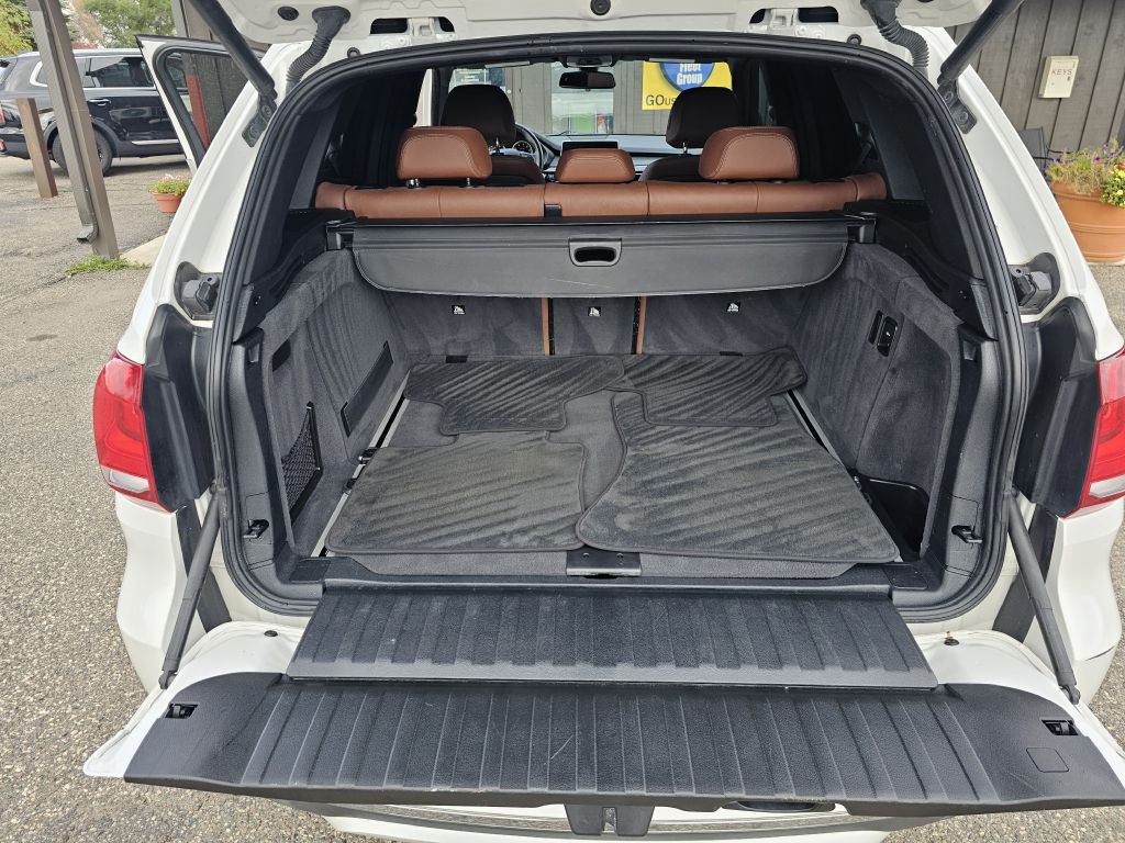 2017 BMW X5 Image 18
