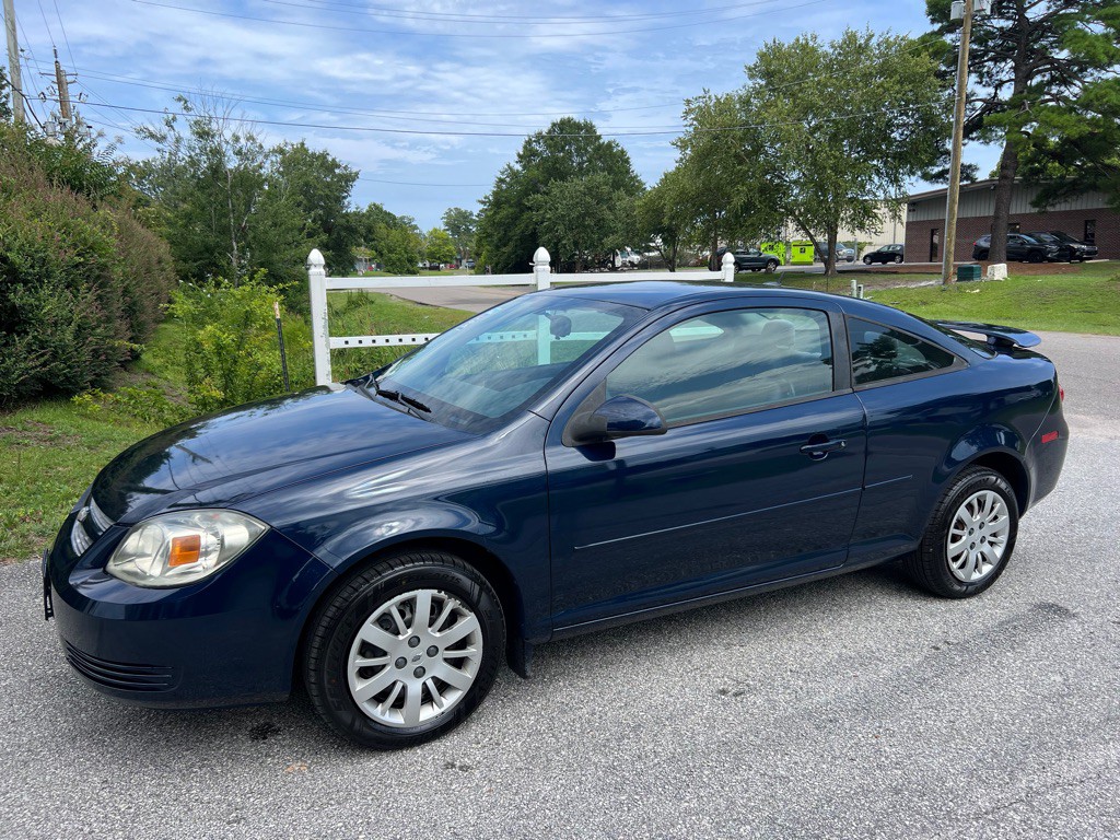 2010 Chevrolet Cobalt Image 3