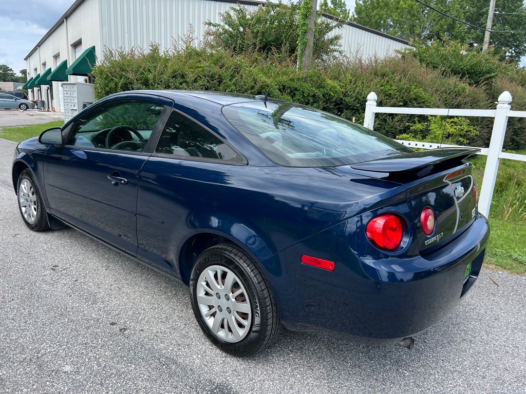 2010 Chevrolet Cobalt Image 4