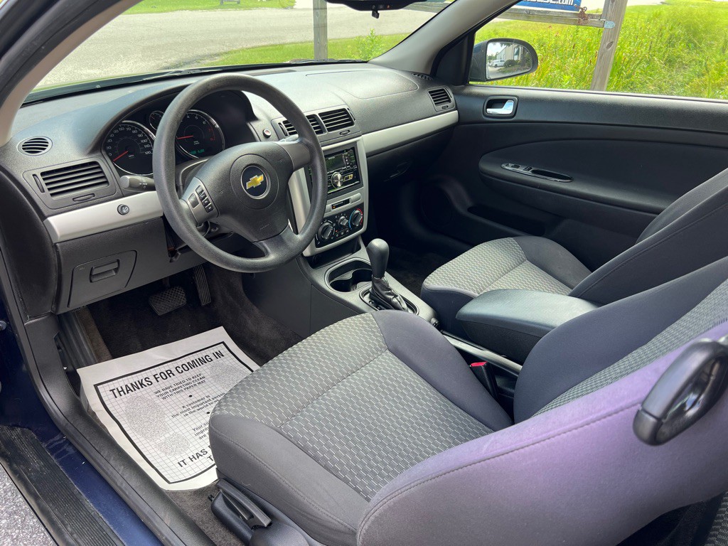 2010 Chevrolet Cobalt Image 12