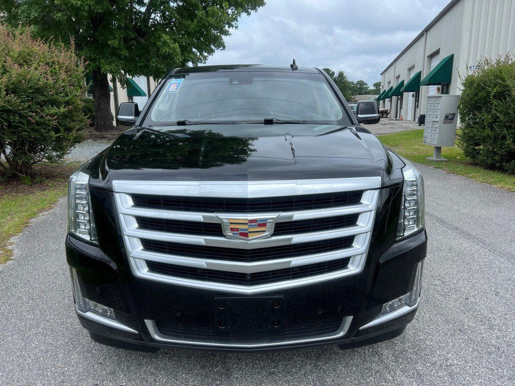 2015 Cadillac Escalade Image 3
