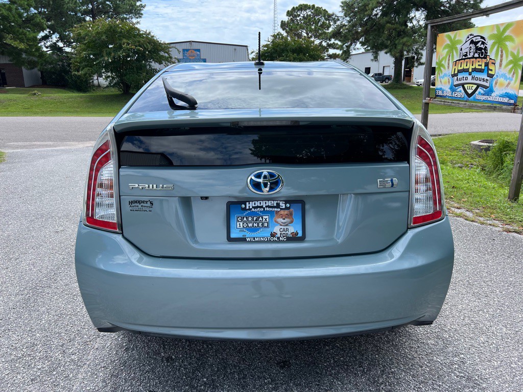 2013 Toyota Prius Image 7