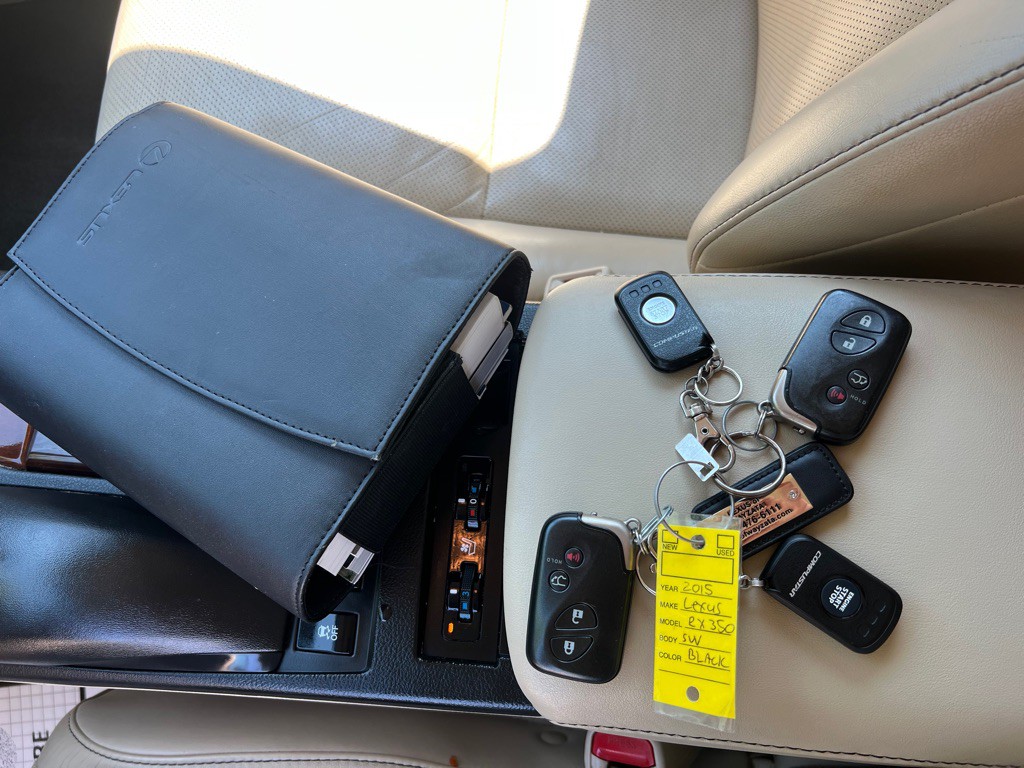 2015 Lexus RX Image 19