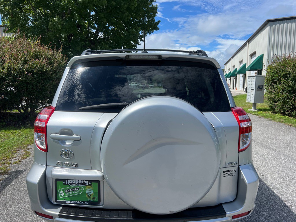 2012 Toyota Rav4 Image 9