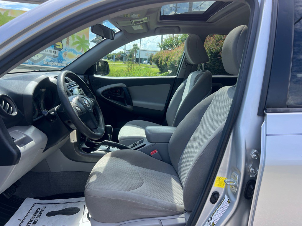 2012 Toyota Rav4 Image 12