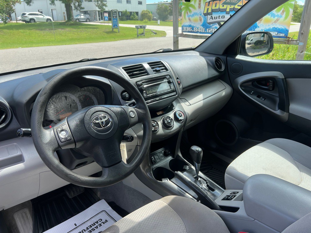 2012 Toyota Rav4 Image 13